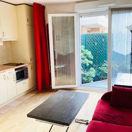 Cozy 2 With Terrace And Garden - Nation Apartment